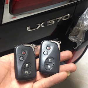 làm chìa khóa thông minh Lexus LX 570