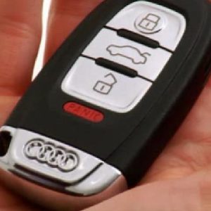Chìa khóa thông minh smartkey Audi A4
