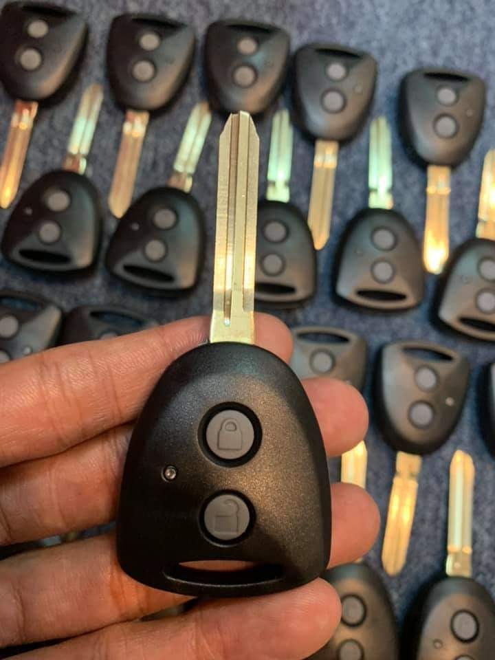 Thay vỏ chìa khóa ô tô​
