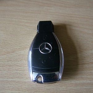 Chìa Khóa Remote Mercedes R350
