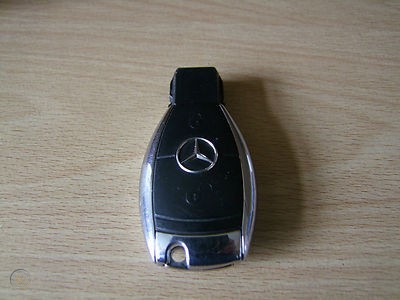 Chìa Khóa Remote Mercedes A Class A200
