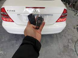 Chìa Khóa Remote Mercedes E240