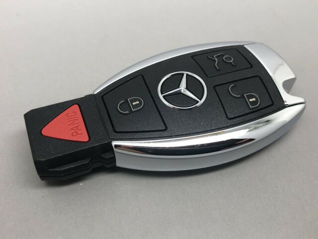 Dịch vụ làm Chìa Khóa Remote Mercedes 4 Nút