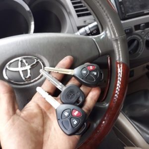 Chìa Khóa Remote Điều Khiển Toyota RAV4