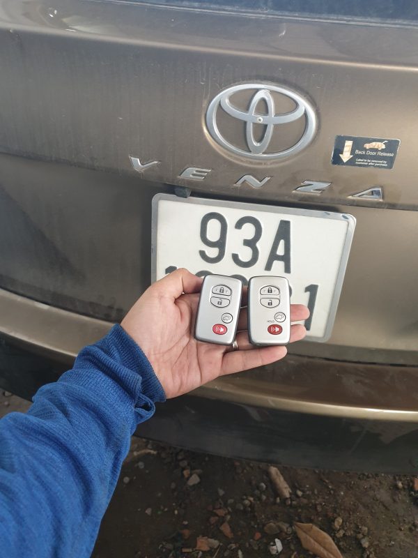 Chìa Khóa Thông Minh Toyota Venza