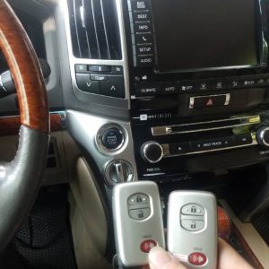 Chìa Khóa Thông Minh Toyota Venza
