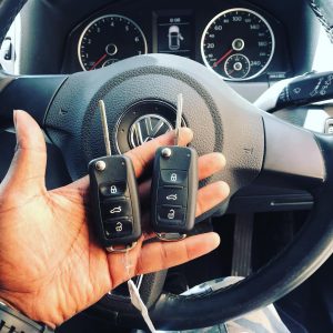 Chìa Khóa Remote Điều Khiển Volkswagen Tiguan