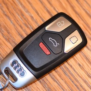 Chìa khóa thông minh Audi 2018